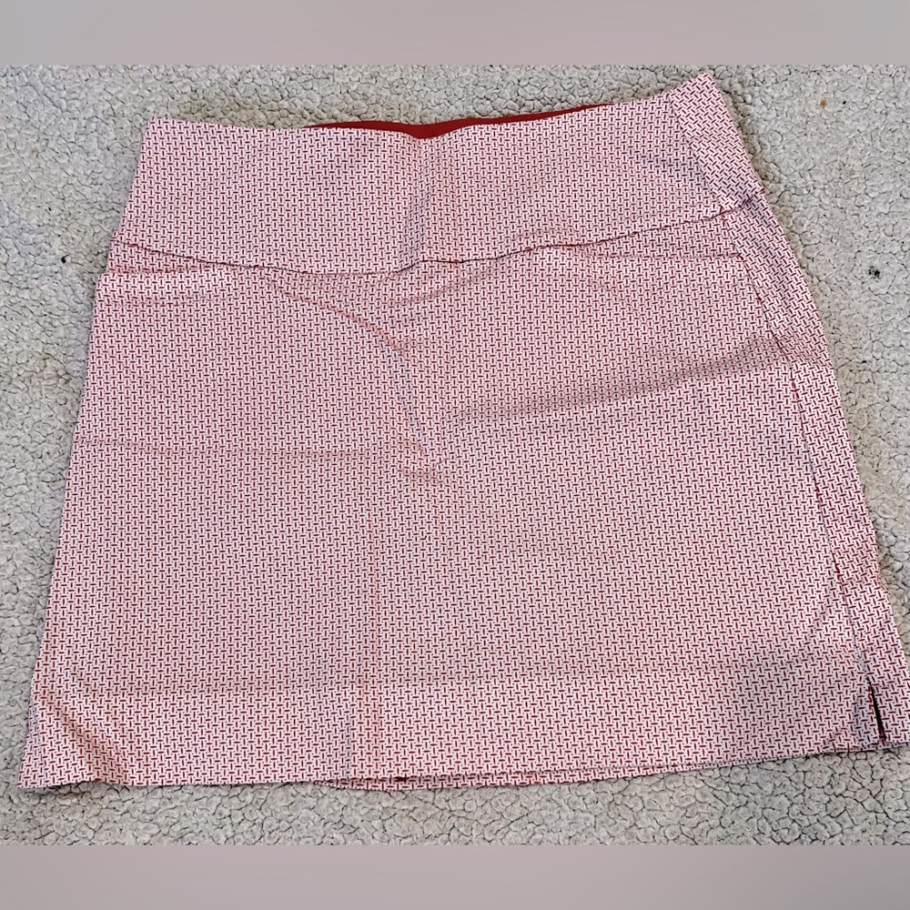 Skort, great condition. M